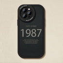 Capa Creative Year Retrô iPhone